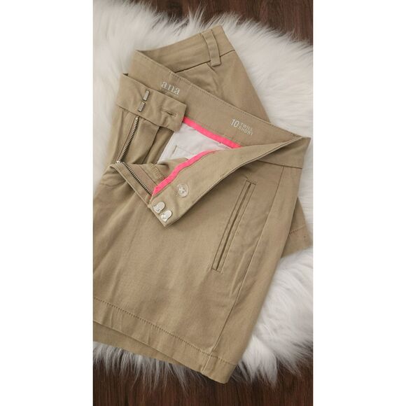 NWOT Womens Size 10 A.N.A TWILL SHORT KHAKI/TAN 3.5 Inseam - Picture 5 of 5